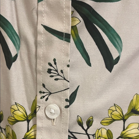 Chico's Floral Blouse - Multicolor - Picture 4 of 13